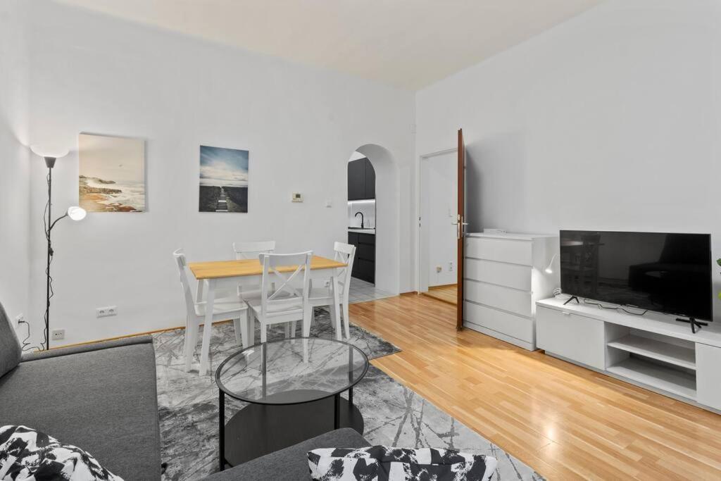 Modern Apartment Close To Center - 2Br Vienna Luaran gambar