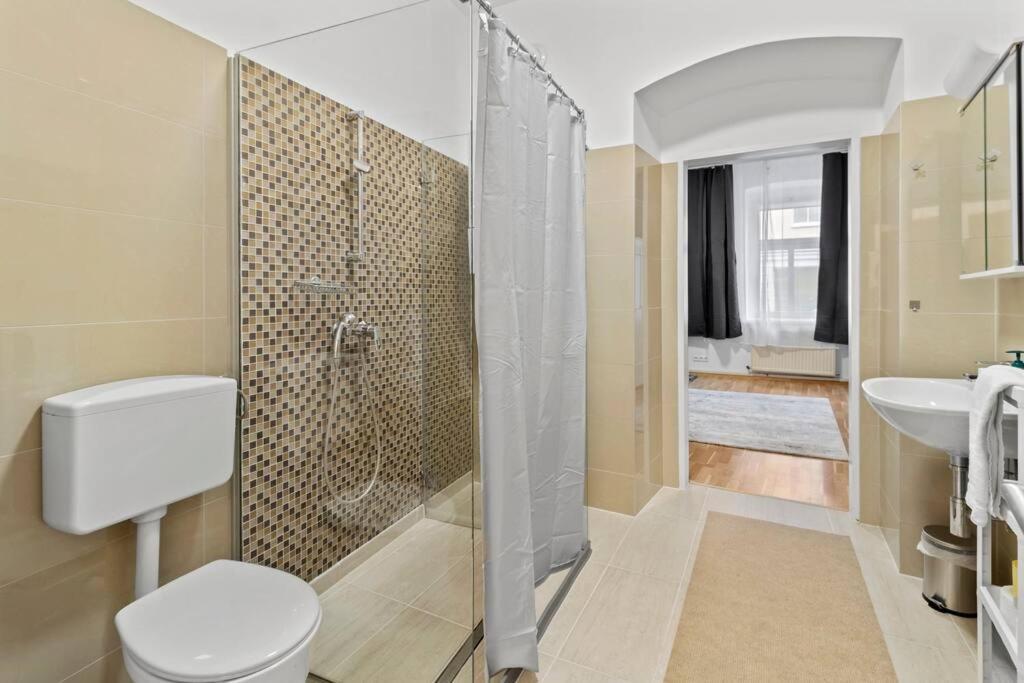 Modern Apartment Close To Center - 2Br Vienna Luaran gambar
